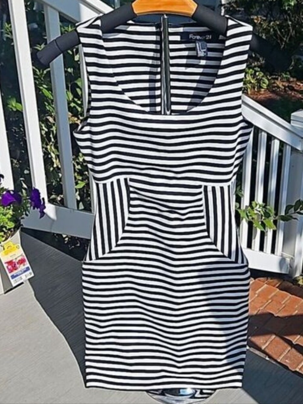 Forever 21 dress zip up striped bodycon stretchy short dress small like new